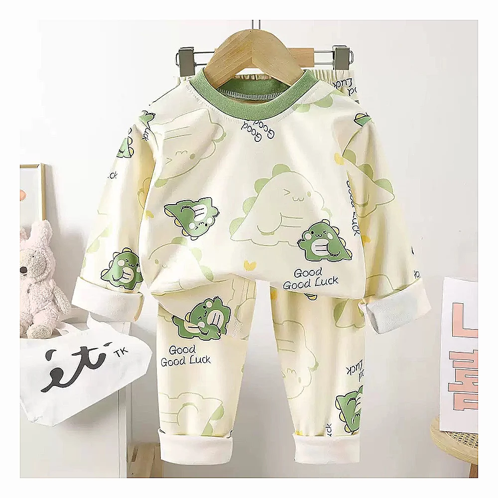 سێتێکی منداڵانەی شیک پێکهاتوو لە دوو پارچە