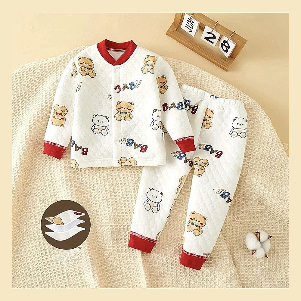 سێتێکی منداڵانەی شیک پێکهاتوو لە دوو پارچە